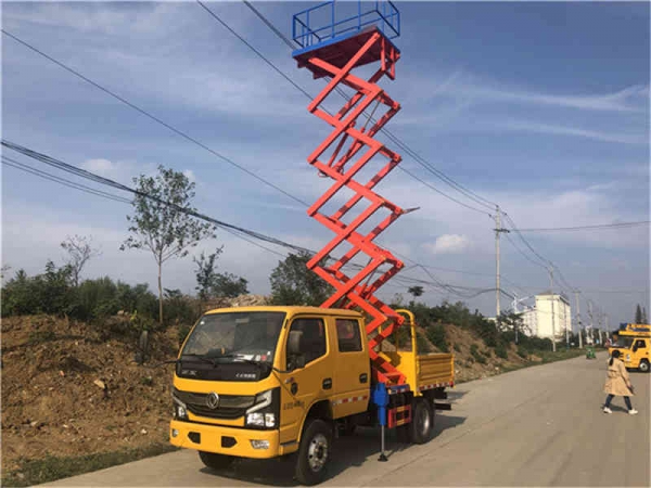 （國六）東風(fēng)10米剪叉式升降平臺高空作業(yè)車